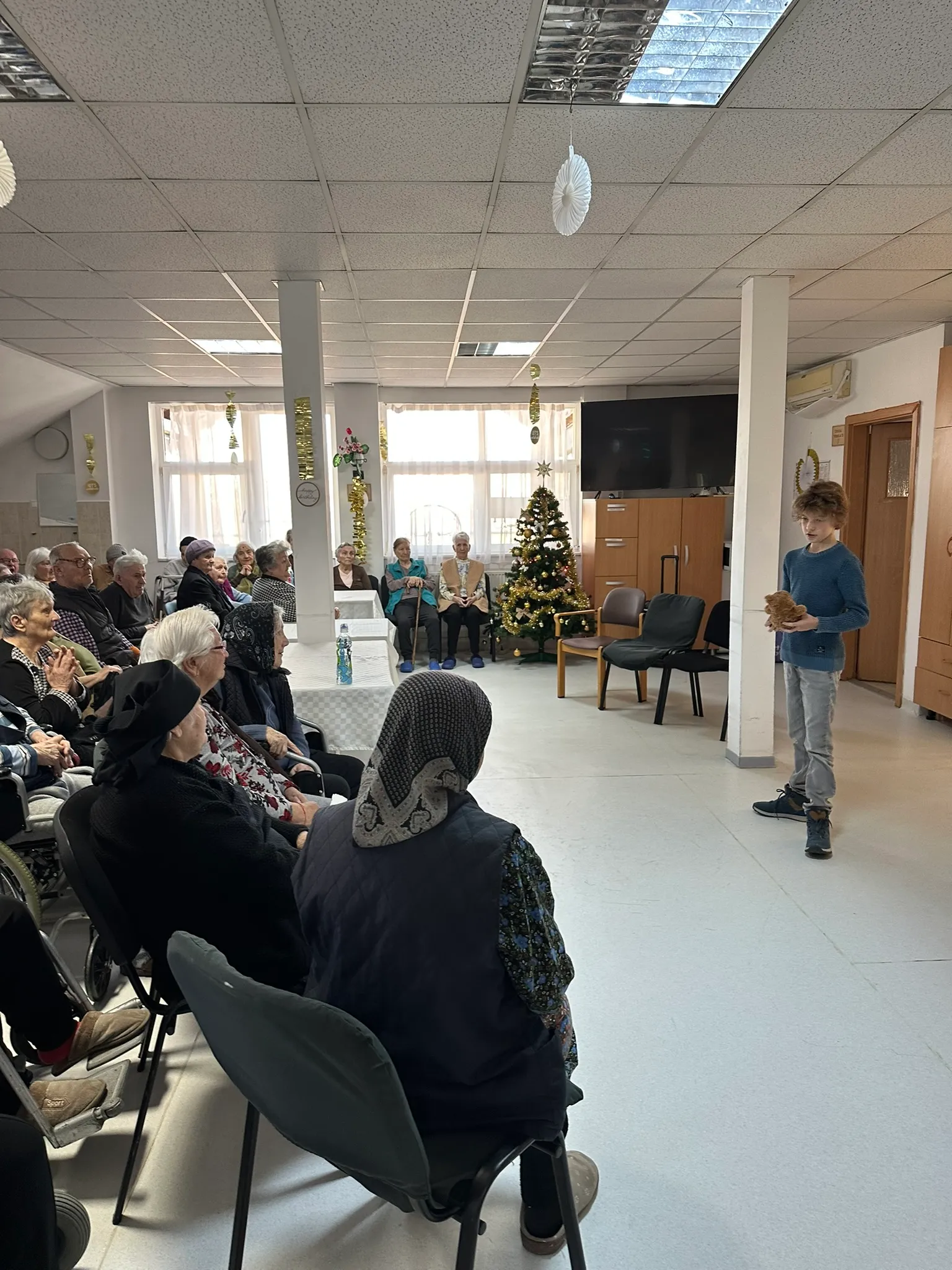 Dialoguri între generații, la Săliște